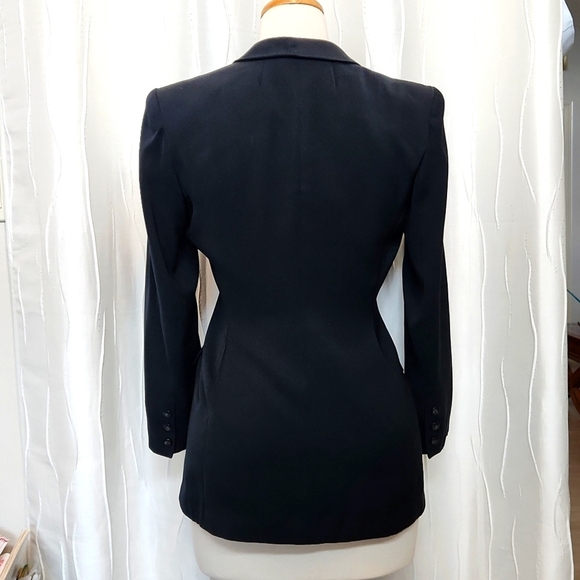 Kenar Single Button Black Blazer - Picture 2 of 4